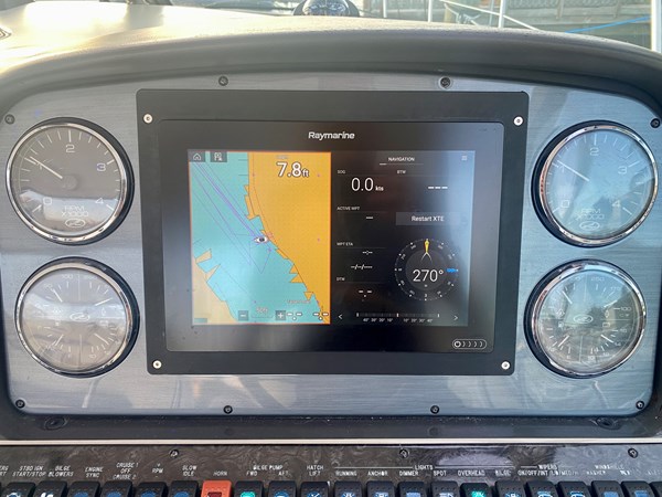 16_2005 42ft Sea Ray 420 Sundancer SOUTHSIDE