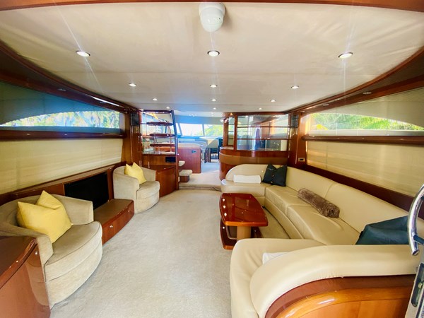 3_2006 70ft  Viking Sport Cruisers 70 Motor Yacht GRAND CRU