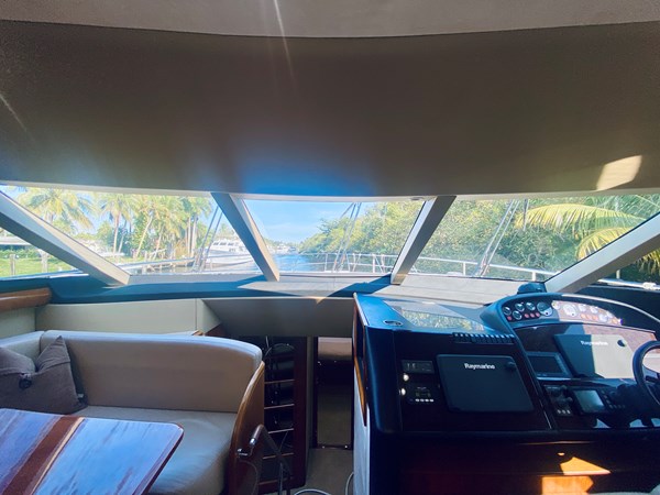 18_2006 70ft  Viking Sport Cruisers 70 Motor Yacht GRAND CRU