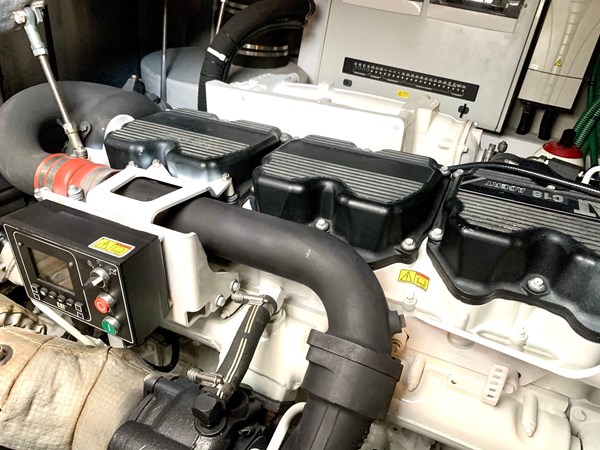 33_2016 65ft Sunseeker Manhattan