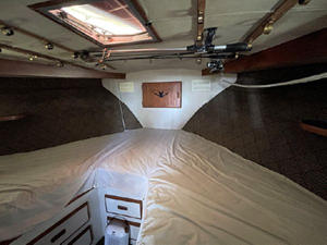 1986 Bertram 42 Convertible 15 16