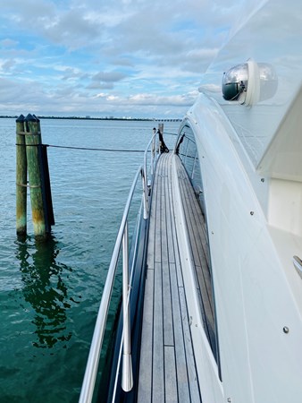 26_2010 60ft Sunseeker Predator ESSENCE