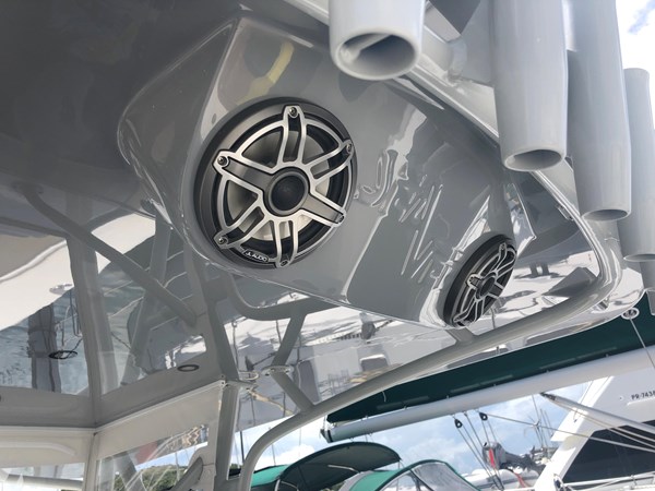 8924135_20230626120428268_1_XLARGE