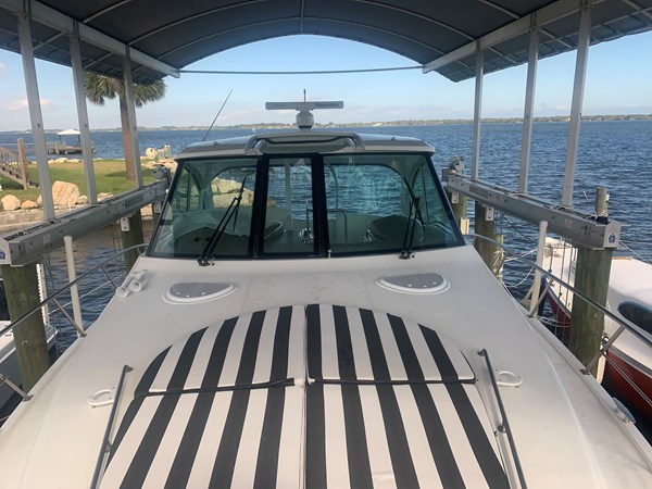 5_2011 42ft Cruisers 420 Sport Coupe