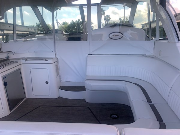 7_2011 42ft Cruisers 420 Sport Coupe