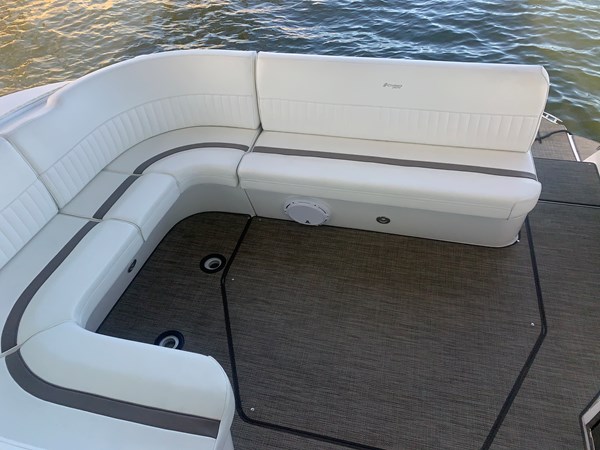 8_2011 42ft Cruisers 420 Sport Coupe