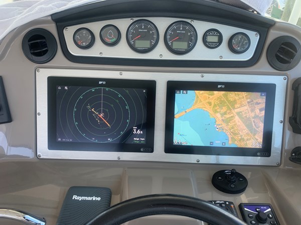 13_2011 42ft Cruisers 420 Sport Coupe