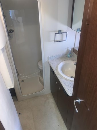 22_2011 42ft Cruisers 420 Sport Coupe