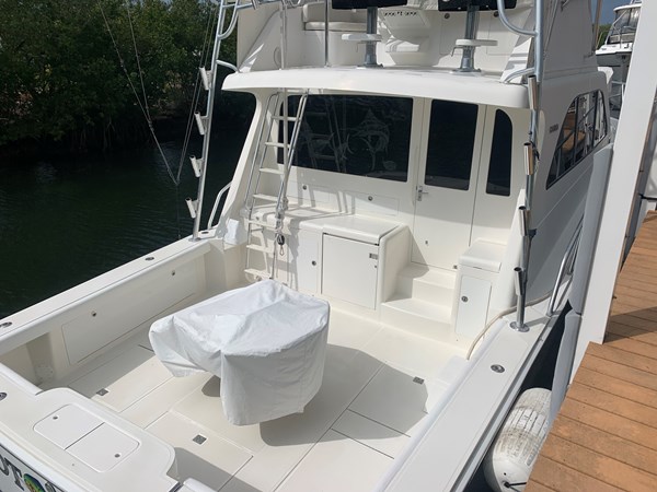 5_2001 47ft Cabo Convertible KNOT DIGGIN