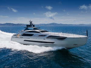 Pershing 140 27 