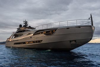 Pershing 140 34 