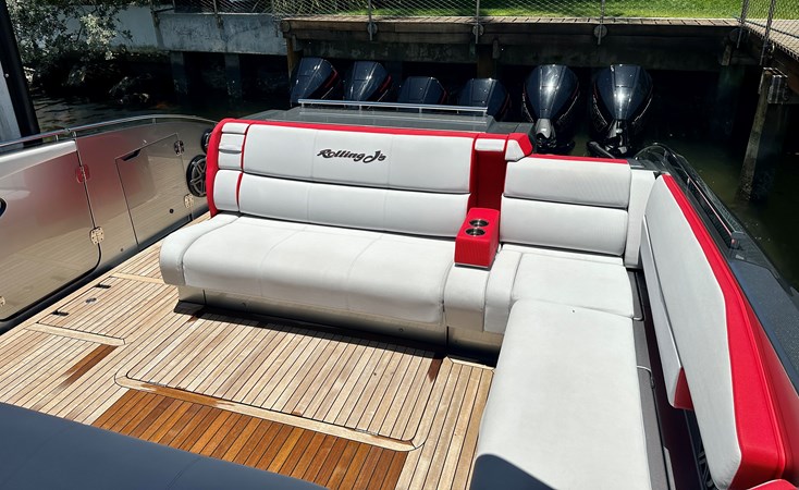 7_2019 59ft Cigarette Tiranna