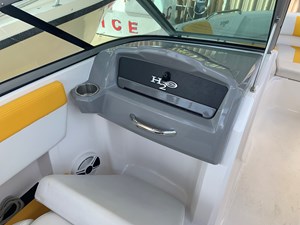 Chaparral 21 Sport H20 10 10.port.box