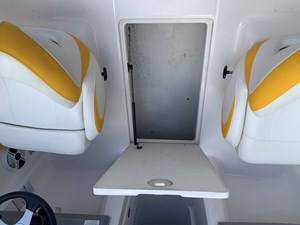 Chaparral 21 Sport H20 12 12.storage