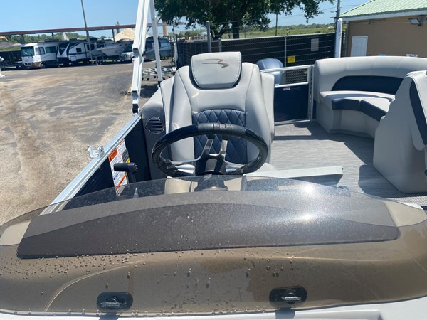 8977514_20230730055528052_1_XLARGE