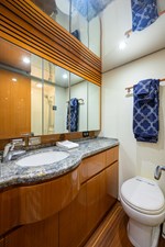 GOIN DEEP 51 70_bertram_goin_deep_starboard_guest_stateroom_head_02