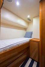 GOIN DEEP 54 70_bertram_goin_deep_port_guest_stateroom_03