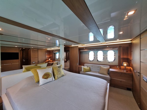 master cabin