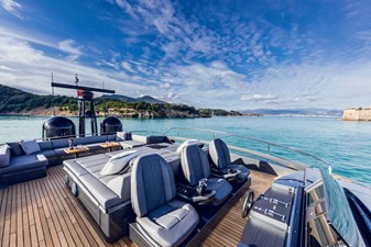 Pershing 9X  12 Pershing9XSunDeck_0004_28769