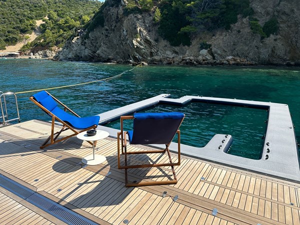 SHABBY - Yacht zu verkaufen