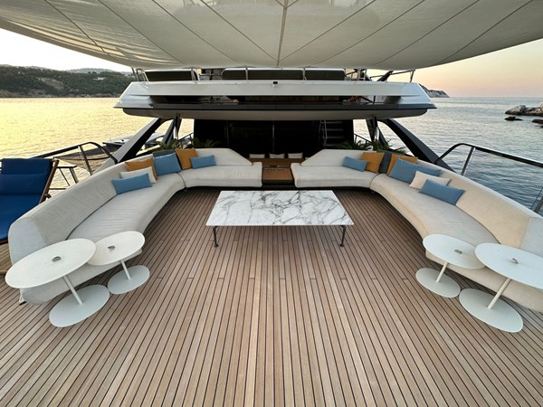 SHABBY - Yacht zu verkaufen