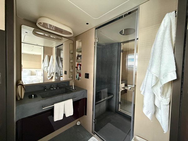 SHABBY - Yacht zu verkaufen