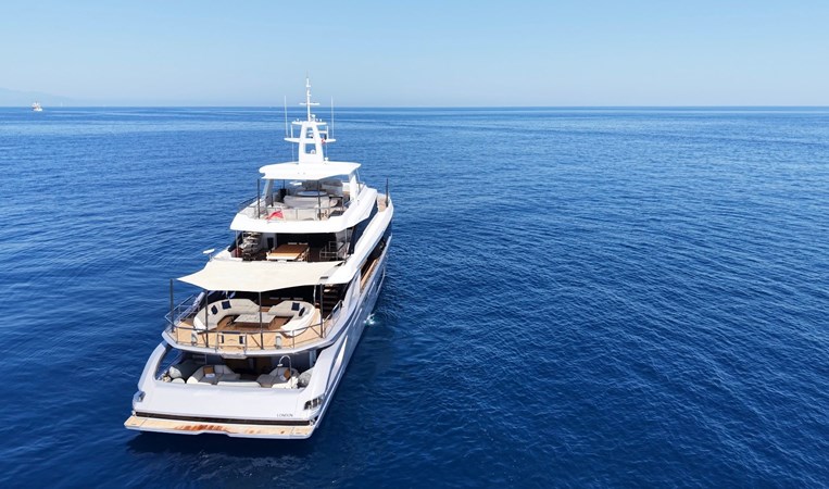 SHABBY - Yacht zu verkaufen