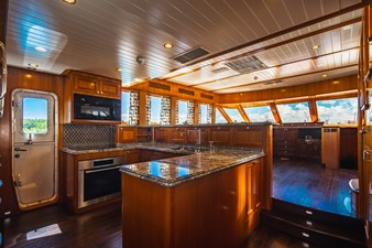 MOONSHOT 6 Galley