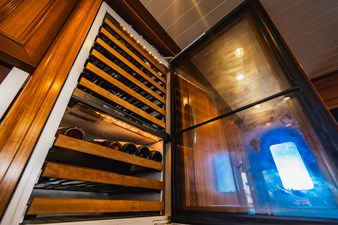 MOONSHOT 8 Wine Cooler