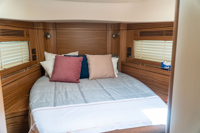 NORDHAVN 41 - Master Cabin