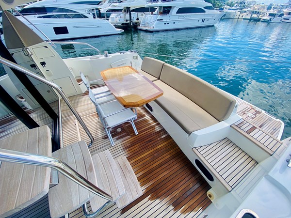 21_56381514-347F-400C-95DD-76B0D1A89D2A_1_201_a