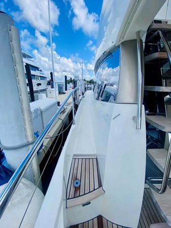 24_1F3E68E3-4458-48AB-8592-F2EF7C19106B_1_201_a