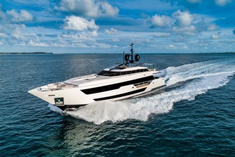 CUSTOM LINE SAETTA 120' 23 CUSTOM LINE SAETTA 120' 2026 CUSTOM LINE SAETTA 120' Motor Yacht Yacht MLS #372883 23