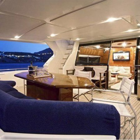 2000 FERRETTI YACHTS 80 - Yacht for sale