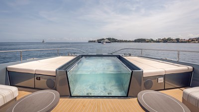 ST-BARTH II 15 ST-BARTH II Jacuzzi