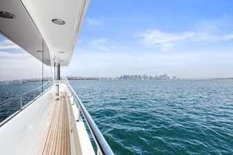 SEA GRACE 46 Side Deck