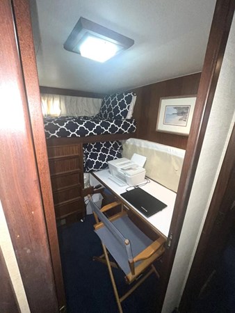 9014640_20230825055533745_1_XLARGE