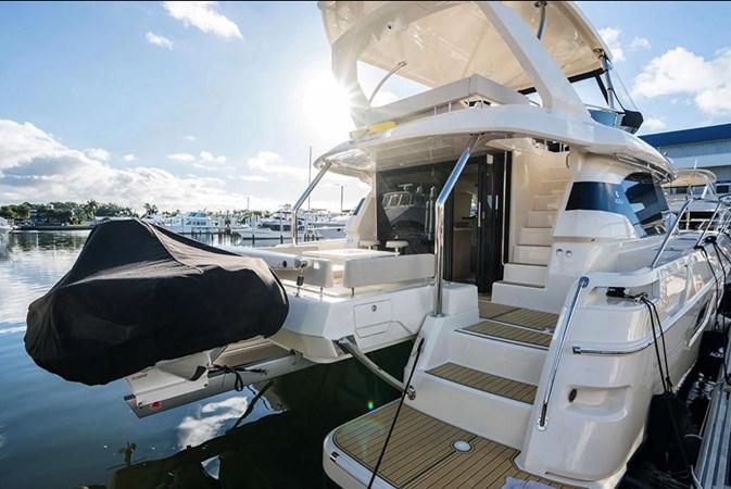 2020 Aquila 44 MY Power CATAMARAN - No Tan Lines