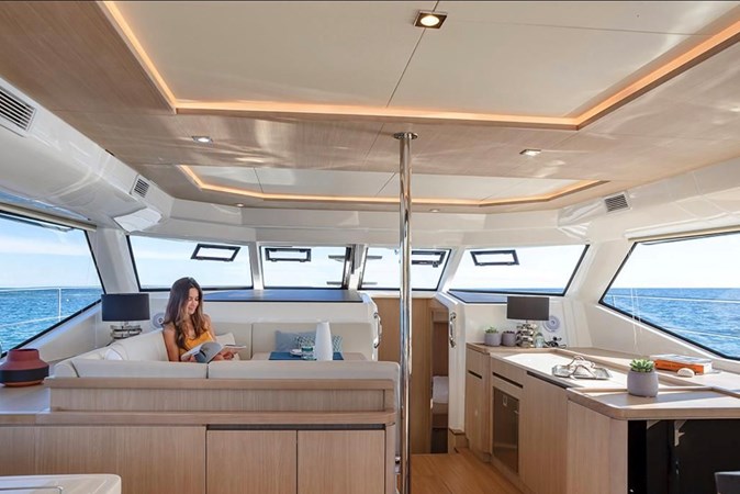 2020 Aquila 44 No Tan Lines Screenshot 2023-09-15 at 2.43.25 PM