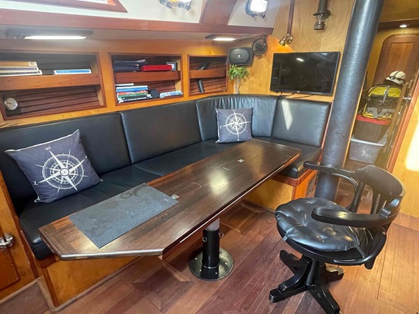 8996416_20230812041147145_1_XLARGE