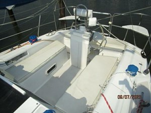 Mintaka 15 15_2803144_28_catalina_cockpit_aft2