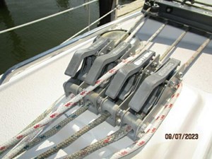 Mintaka 20 20_2803144_28_catalina_rope_clutches