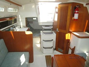 Mintaka 25 25_2803144_28_catalina_salon_aft
