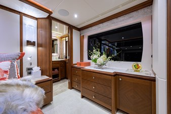 GG 17 Owner Stateroom