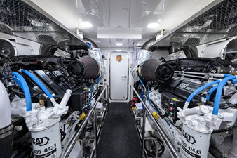 GG 54 Engine Room