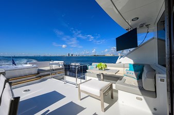 GG 32 Bridge Deck Aft
