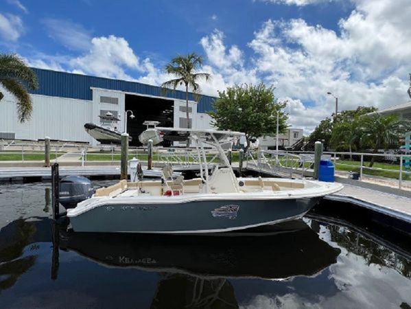 2019 KEY WEST 239 FS