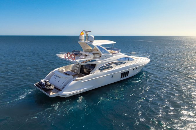 Azimut 64 2013