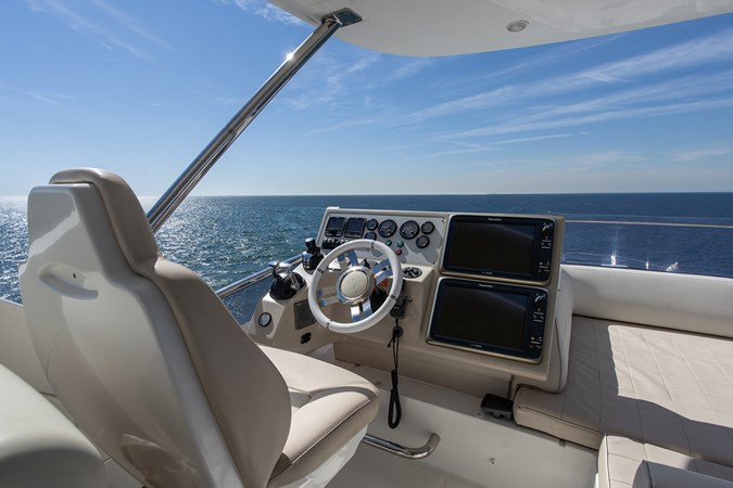 Azimut 64 2013