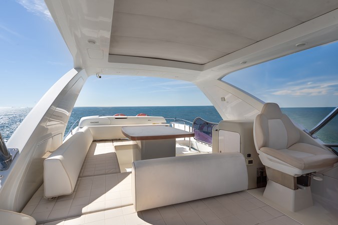 Azimut 64 2013